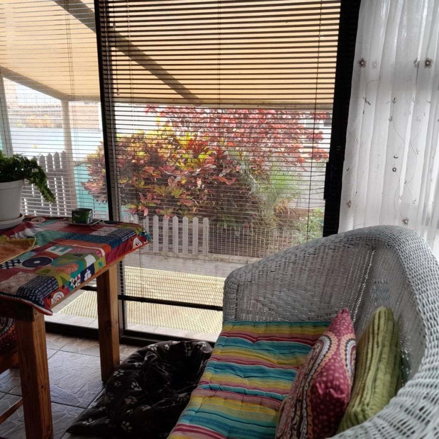 4 Bedroom Property for Sale in Wavecrest Eastern Cape